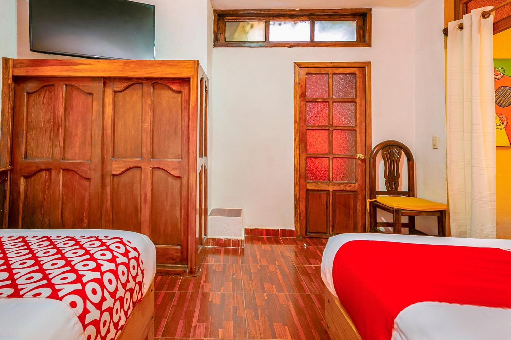 Oyo Posada De Los Angeles, Pátzcuaro Exterior foto